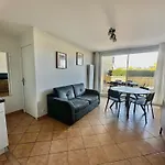Loubapa, En Rez-de-jardin Apartman *