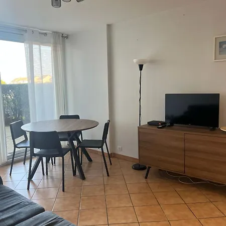 Apartment Loubapa, En Rez-de-jardin Courseulles-sur-Mer